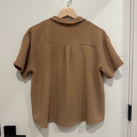 striped short sleeve blouse - Picture 2 of 3